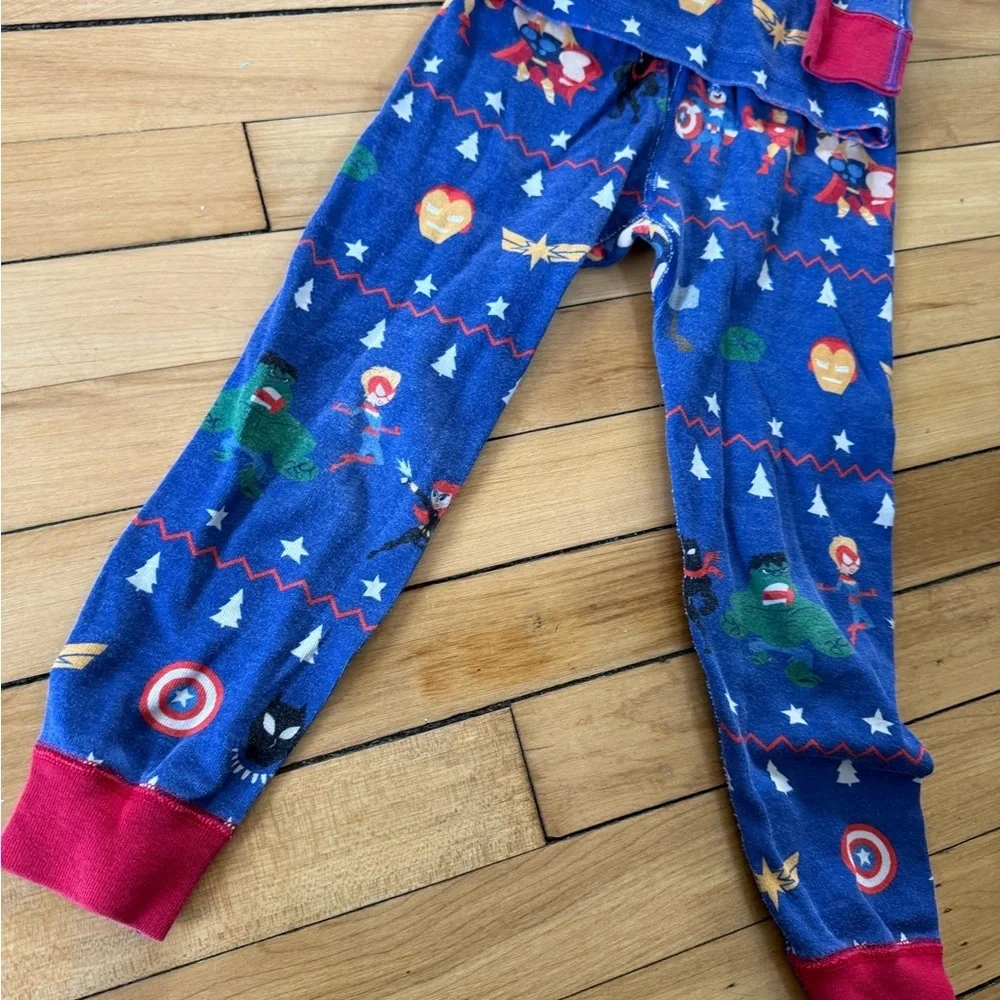Hanna‎ Andersson Marvel Avengers pajama set